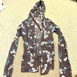 Zip up sweat shirt